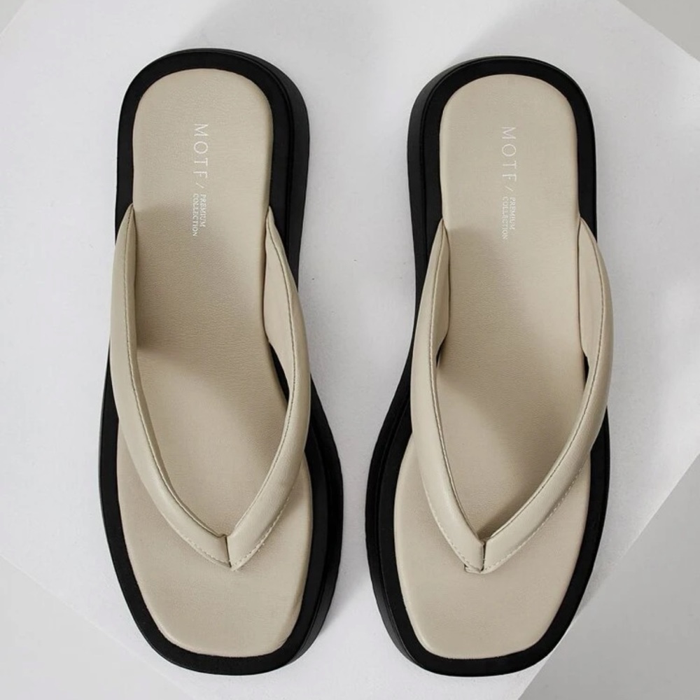 MOTF Thong Sandals
